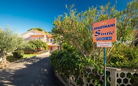 1-Bedroom Apartment In Krk - Steps From The Beach!