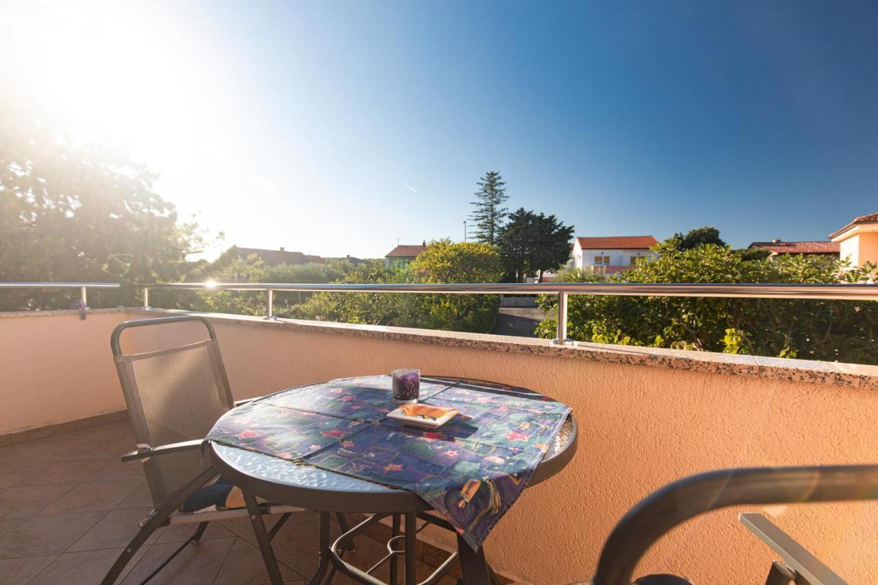 1-Bedroom Apartment In Krk - Steps From The Beach! Krk Town Esterno foto